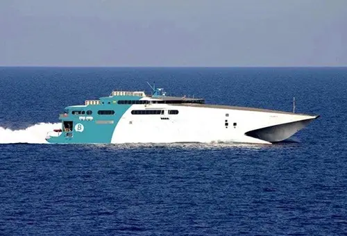 Ferry to Bimini | By Hotel411.com